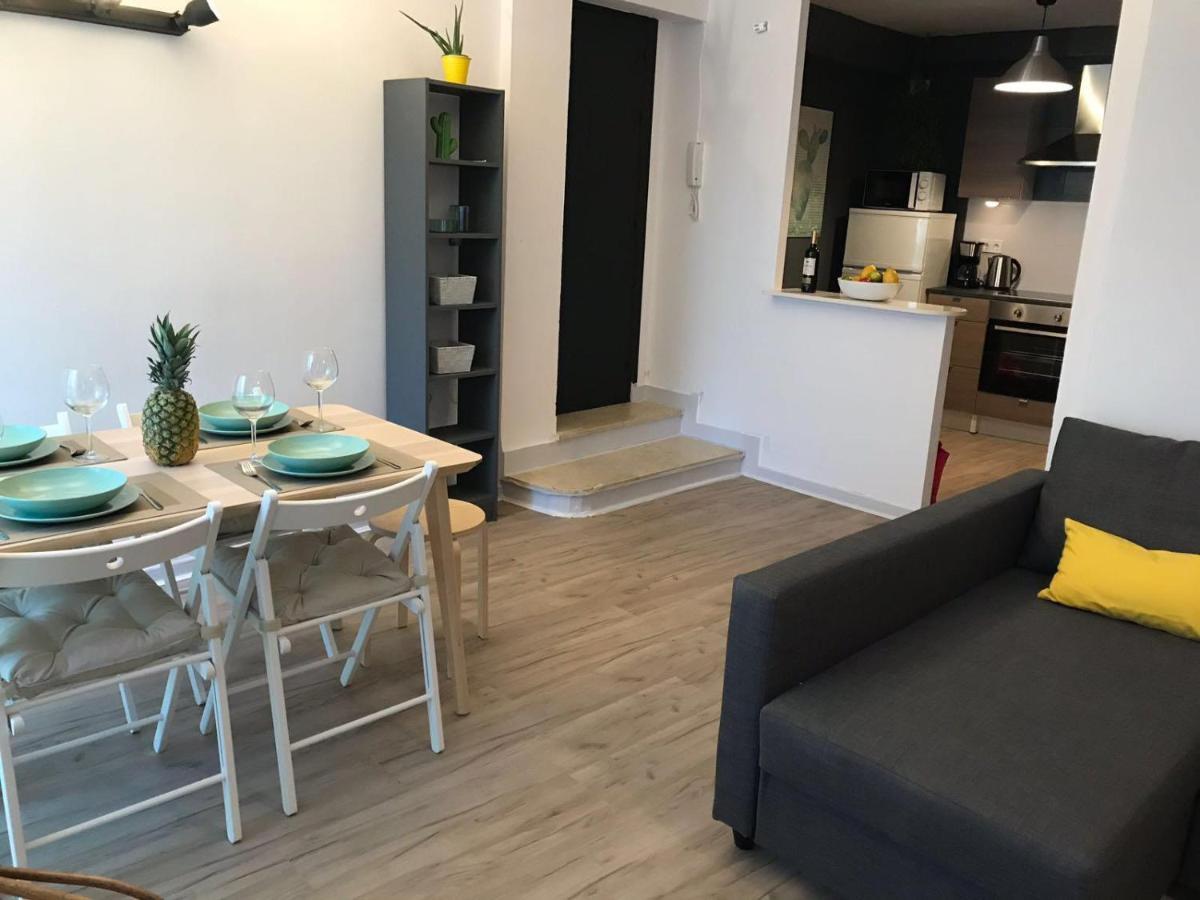 Cactus 2 Bedroom Apartment On Calle San Miguel Minutes From The Beach By Namaste Elite Torremolinos Zewnętrze zdjęcie